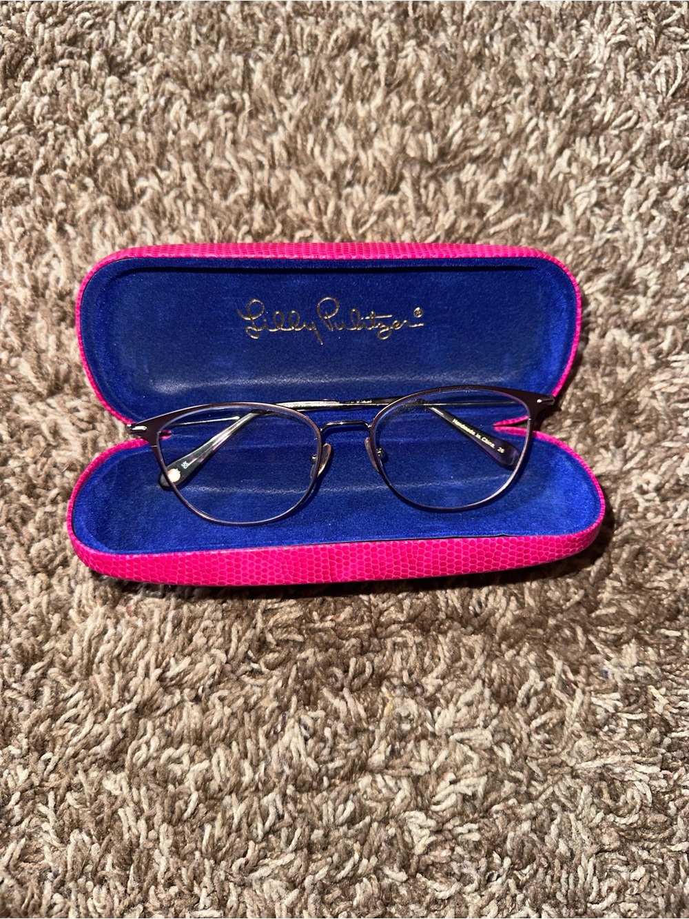 Lilly Pulitzer glasses with case